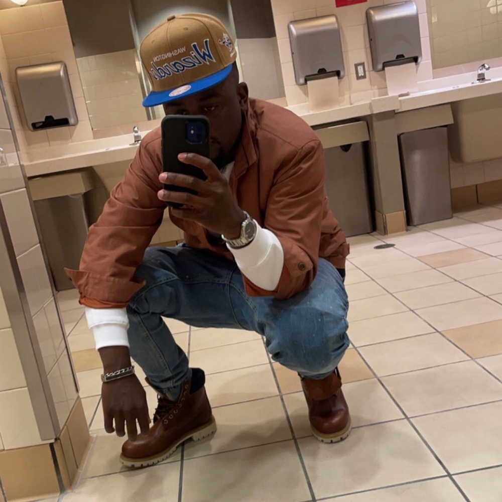 Meet your Posher, Roshawn